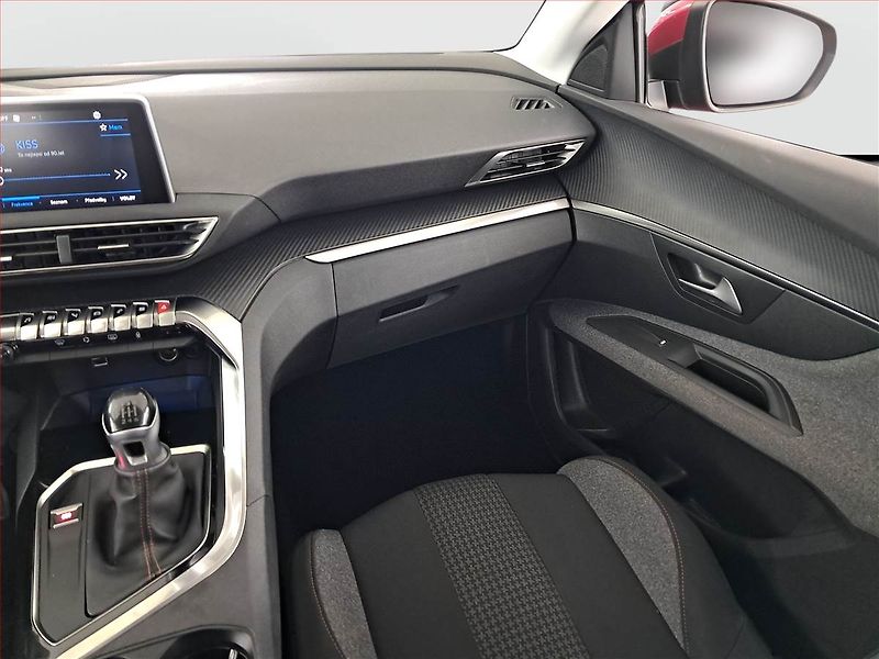 Peugeot 3008 (2019) 1.2 PureTech, ČR,1.maj - fotka 8 z 16
