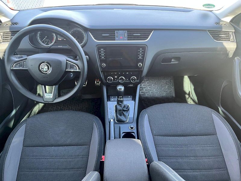 Škoda Octavia (2019) Combi 2.0 TDI DSG 4X4 Scout - fotka 5 z 22