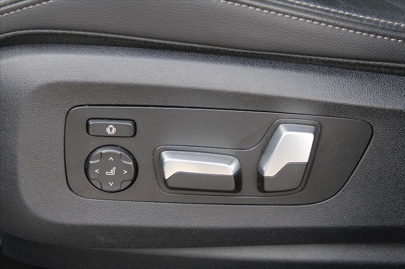 BMW X6 xDrive M50d 294kW LASER DPH ČR - fotka 11 z 30