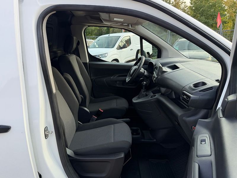 Toyota ProAce CITY 1.5D-4D 75kW*L2H1*CZ*193t - fotka 20 z 27