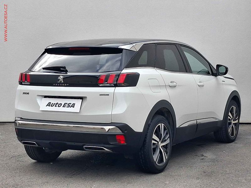 Peugeot 3008 (2017) 1.2PT, GT Line, AT, LED - fotka 4 z 20