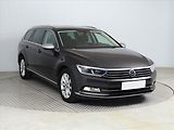 Volkswagen Passat (2018) Highline 2.0 TDI, Kůže, Navi - náhled 1
