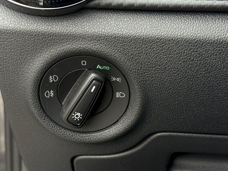 Škoda Fabia (2025) 1.0 TSI 85 kW DSG Monte Carlo - fotka 15 z 23