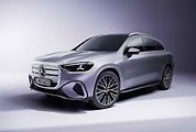 Mercedes-Benz GLC vrací do hry tradiční masku automobilky s třícípou hvězdou.