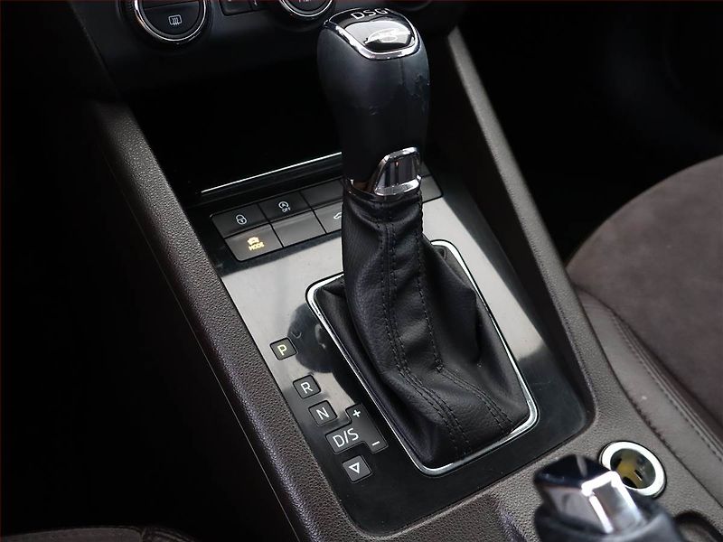 Škoda Octavia (2015) Laurin&Klement 2.0 TDI, 4X4 - fotka 11 z 21