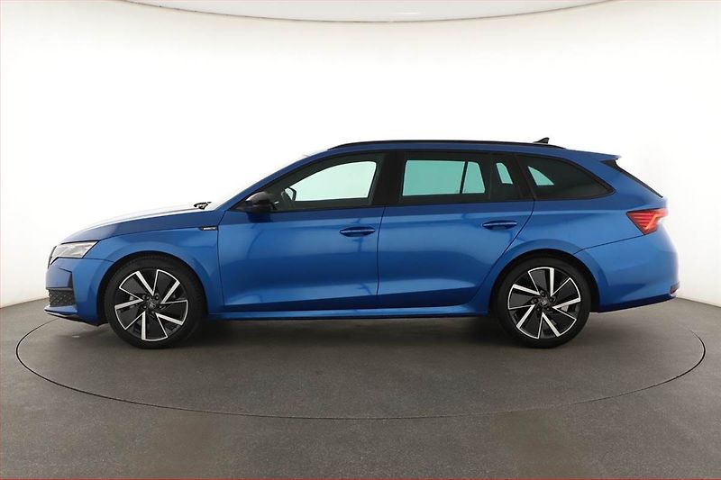 Škoda Octavia (2025) 2.0 TSI, SPORTLINE, KEYLESS - fotka 3 z 23