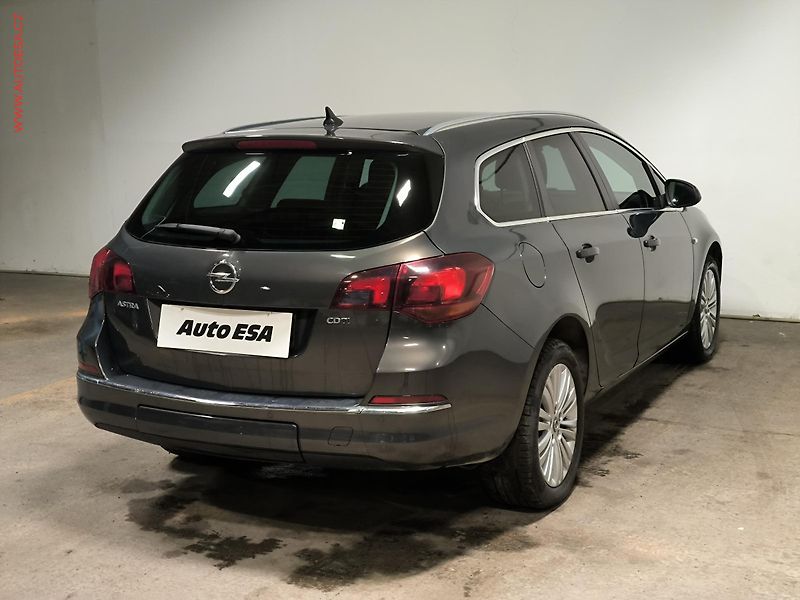 Opel Astra (2016) 1.6 CDTi, Sport, bixen, navi - fotka 6 z 17