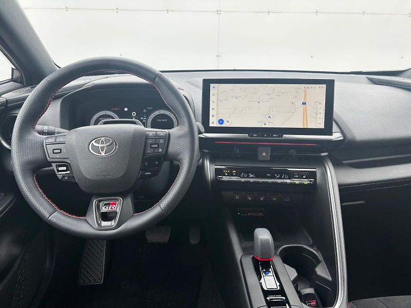 Toyota C-HR 2,0 HEV e-CVT GR Sport - fotka 5 z 30