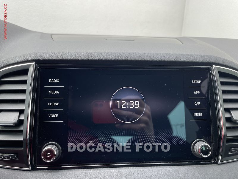 Škoda Karoq (2020) 2.0 TDi 4x4, Ambition, DSG - fotka 12 z 23