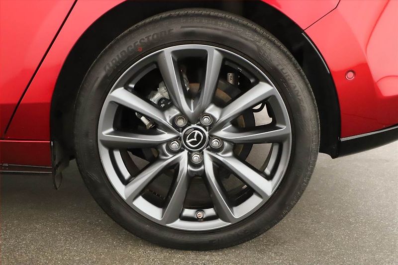 Mazda 3 (2021) 2.0 Skyactiv-G - fotka 14 z 14