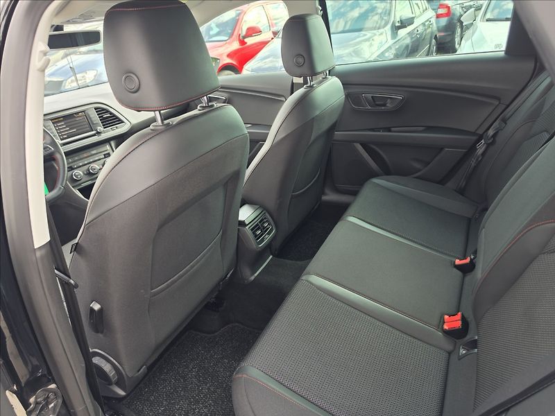 Seat Leon 1,4 TSi 110KW ST FR+ KŮŽE NAVI - fotka 24 z 46