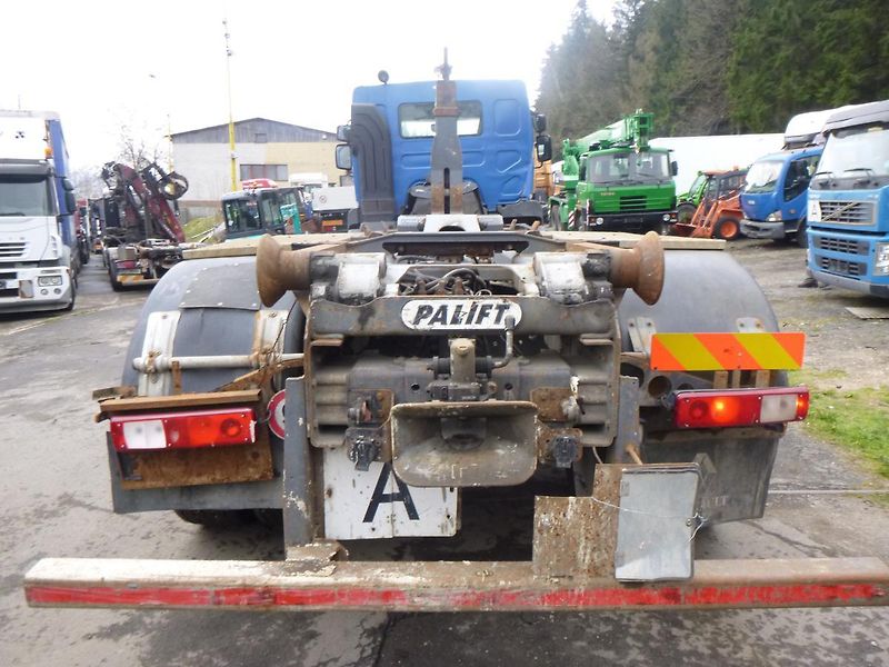 Renault (2006) Kerax 6x4 kontejner - fotka 6 z 16