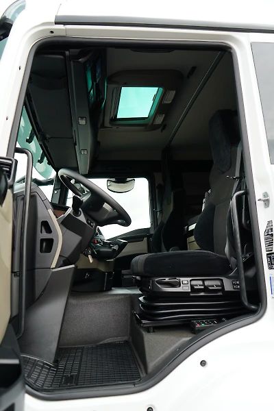 MAN TGS (2021) 26.470 6x2 valník + HR - fotka 13 z 20