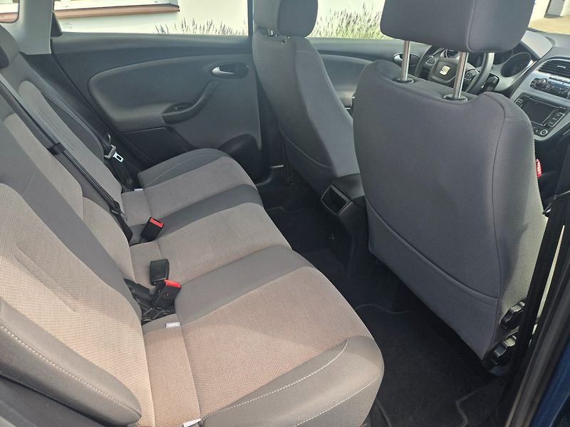 Seat Altea (2013) 2.0 TDI XL Navi, TOP - fotka 16 z 39