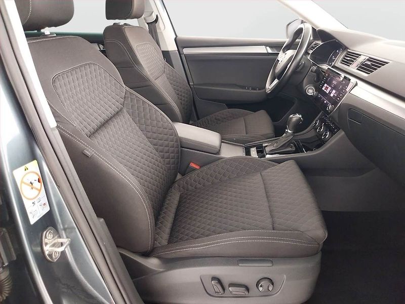 Škoda Superb (2018) 2.0 TDI, Automat, Navi - fotka 9 z 23