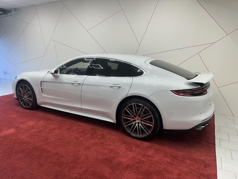 Porsche Panamera (2017) Turbo CZ*BOSE*360*ACC*NEZÁVIS. - fotka 3 z 19