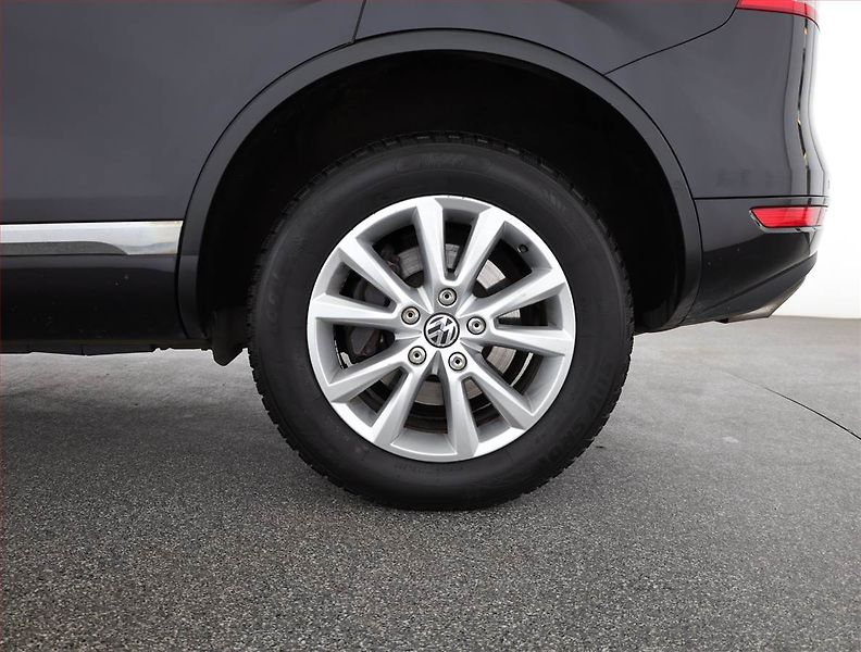Volkswagen Touareg (2012) 3.0 TDI, 4X4, Automat - fotka 21 z 21