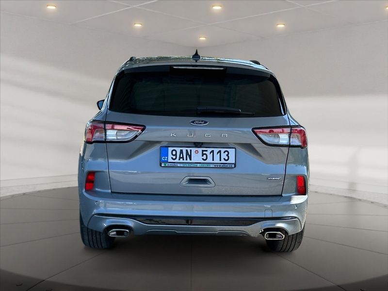 Ford Kuga 2,5 DT HEV St-Line AT - fotka 5 z 11