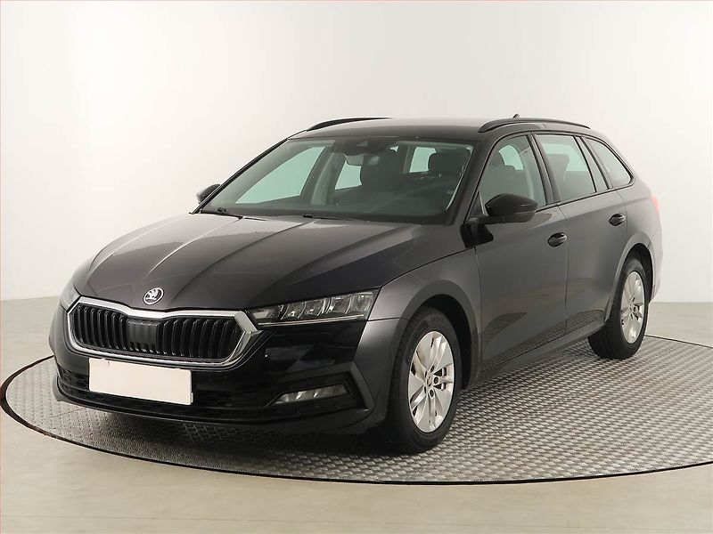 Škoda Octavia (2021) Ambition 2.0 TDI, Automat - fotka 2 z 18