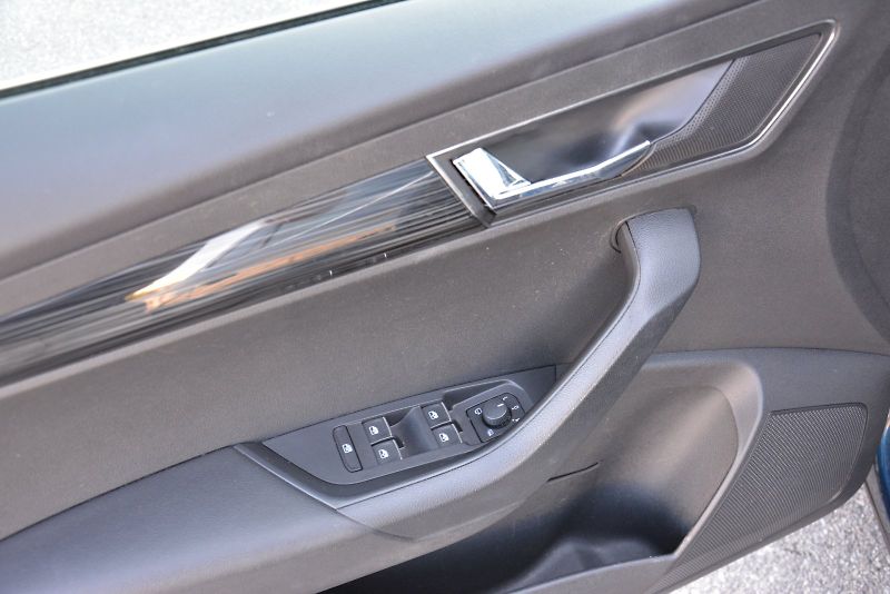 Škoda Karoq (2019) 1.5 TSI 110 KW Style DSG 7 Aut - fotka 7 z 26
