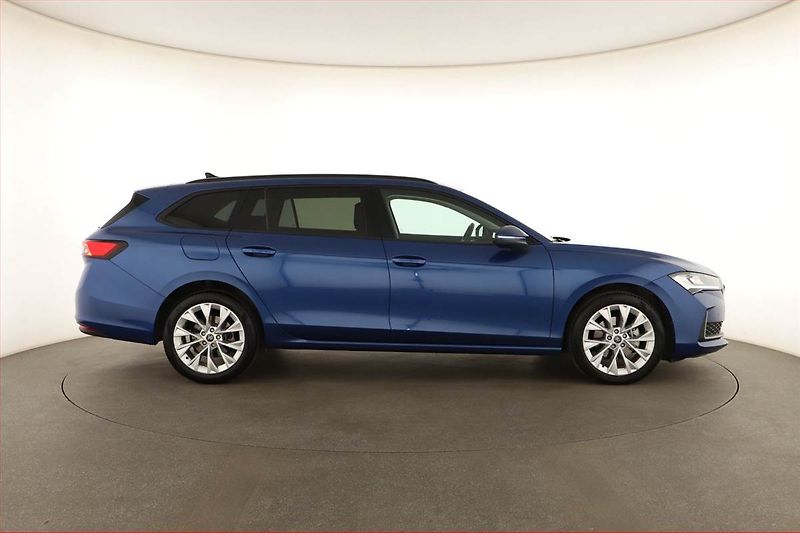 Škoda Superb (2025) 1.5 TSI mHEV, Selection - fotka 6 z 20