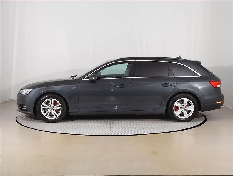 Audi A4 (2016) 2.0 TDI, Kůže, Navi, Bi-Xenony - fotka 3 z 18