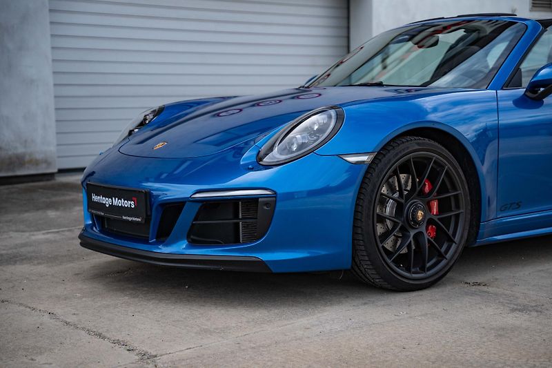 Porsche 911 (2018) 991 4 GTS Targa - fotka 10 z 38