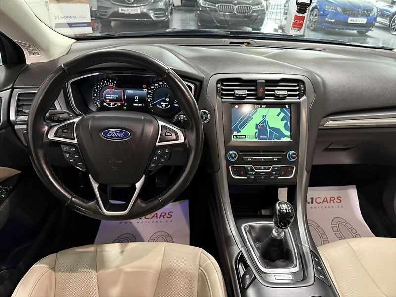 Ford Mondeo 1,5   ECOBOOST TITANIUM TOP - fotka 24 z 44