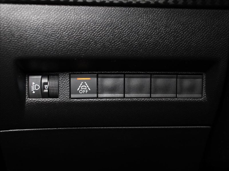 Peugeot 2008 1,2 PureTech 74kW Tažné 46km! - fotka 16 z 21