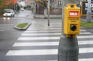 Chodci mají, jako účastníci silničního provozu, svá práva a povinnosti, které by měli znát.