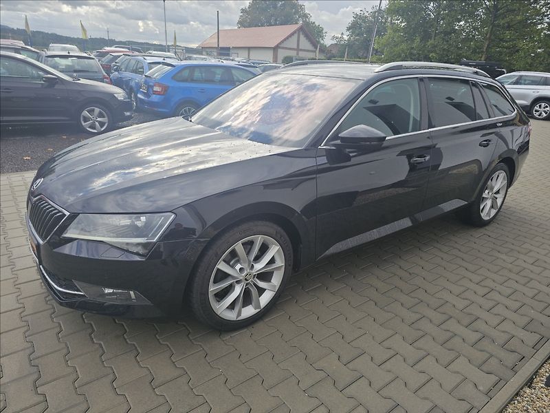 Škoda Superb III 2,0TDi 1KW DSG STYLE - fotka 10 z 51