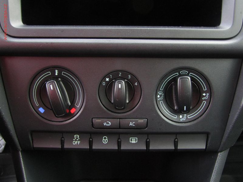 Škoda Rapid (2013) 1.2 TSI, ČR, Ambition - fotka 12 z 14