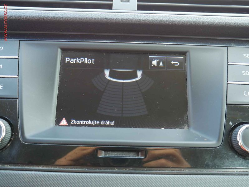 Škoda Fabia (2017) 1.4TDi, AC, park.asist - fotka 14 z 16