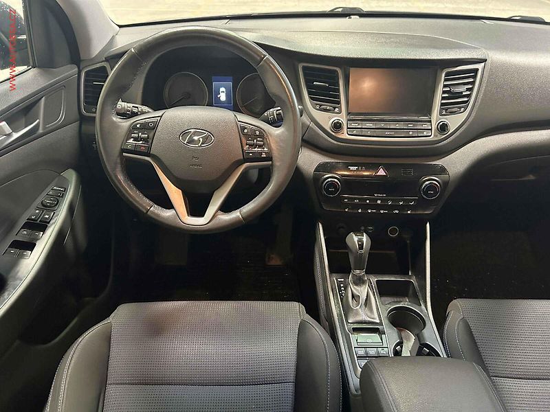 Hyundai Tucson (2017) 1.7 CRDi, ČR, AT, navi, LED - fotka 8 z 17
