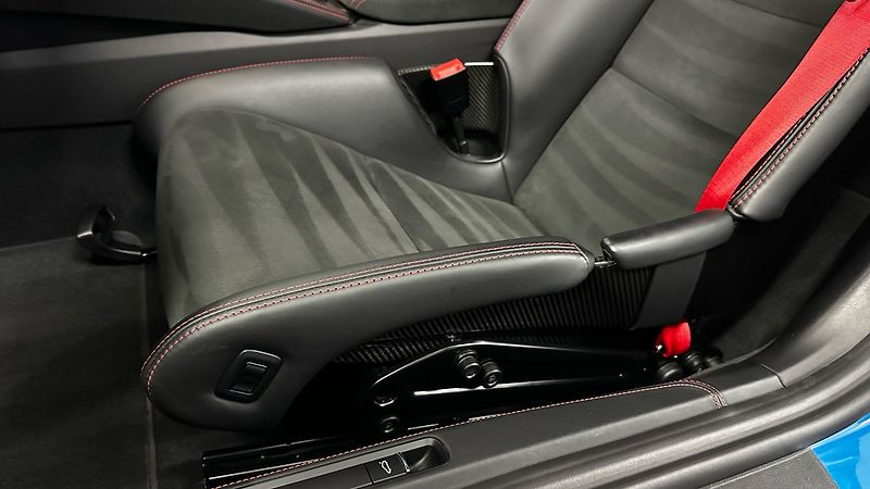 Porsche Boxster 718 SPYDER / ZÁRUKA - fotka 38 z 58