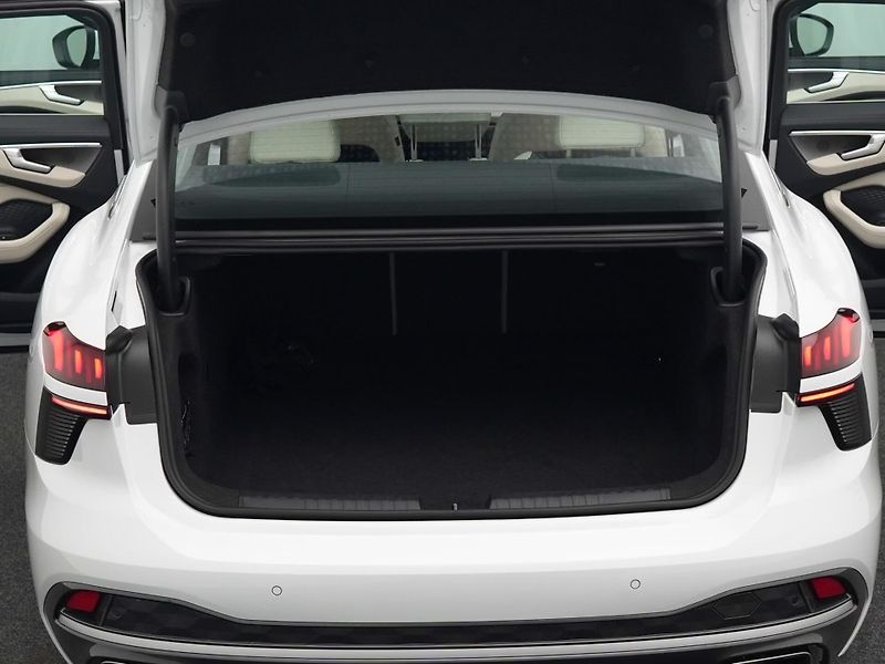 Audi A6 3.0TFSI quattro B&O HuD Pano - fotka 17 z 17