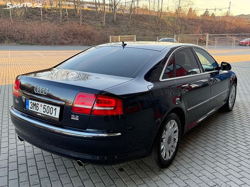 Audi A8 (2008) 3.2 V6, 191kw 4x4 Původ ČR - fotka 5 z 24