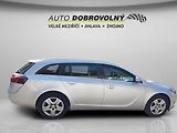 Opel Insignia ST 1.6CDTi MT6 - náhled 9