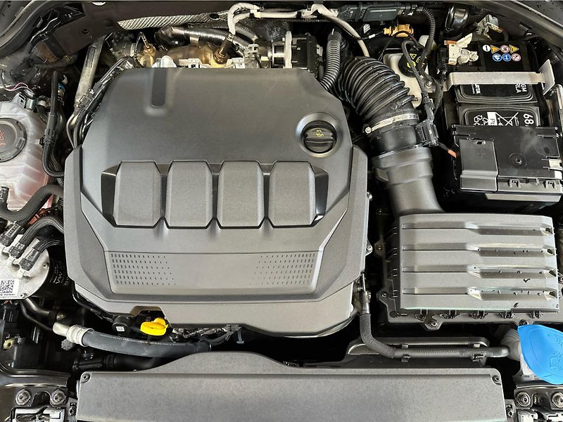 Škoda Octavia 2,0 TDI / 110 kW Exclusive Sel - fotka 25 z 25