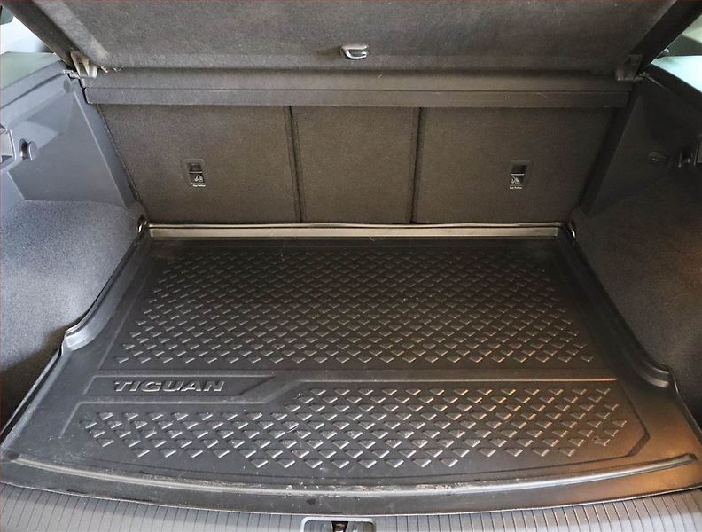 Volkswagen Tiguan (2020) Elegance 2.0 TSI - fotka 14 z 29