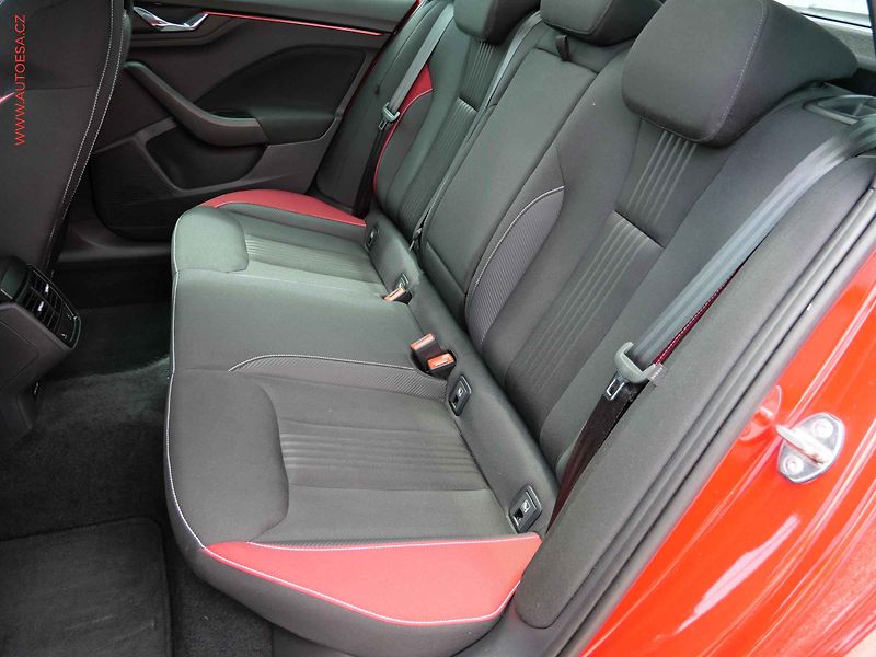 Škoda Kamiq (2021) 1.5 TSi, ČR, Monte Carlo - fotka 10 z 24