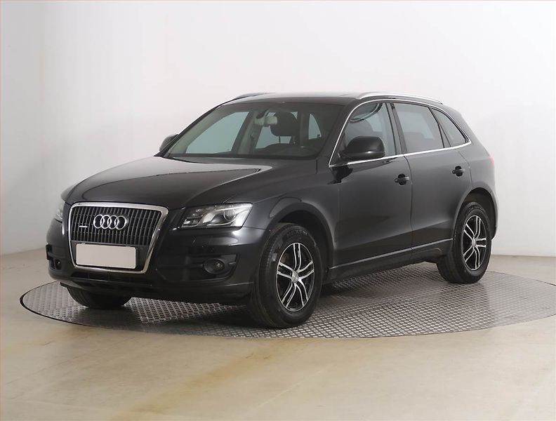 Audi Q5 (2010) 2.0 TDI, 4X4, Automat, Navi - fotka 2 z 20