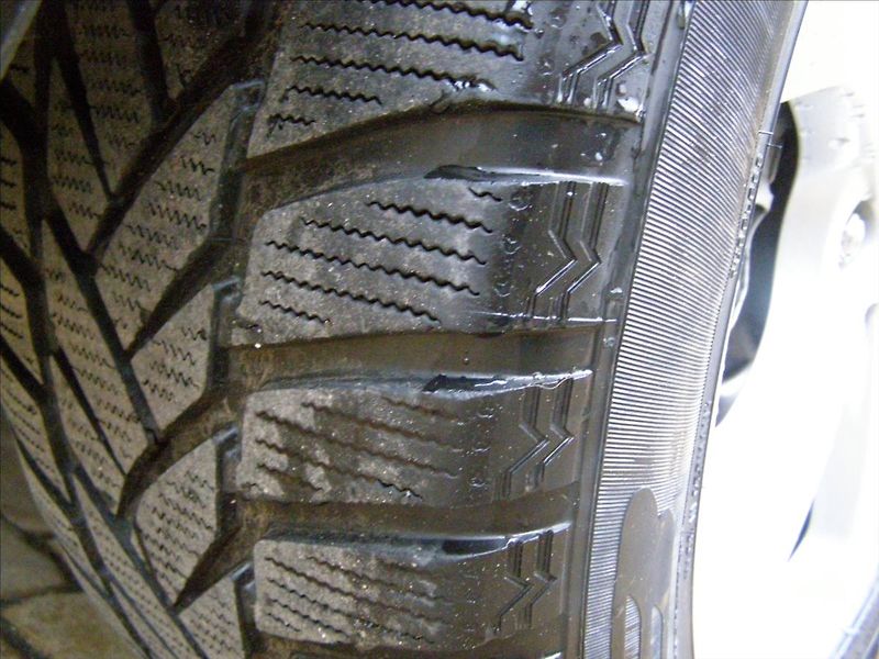 Ford Kuga 2,0   TDCI 2 majitel - fotka 11 z 30