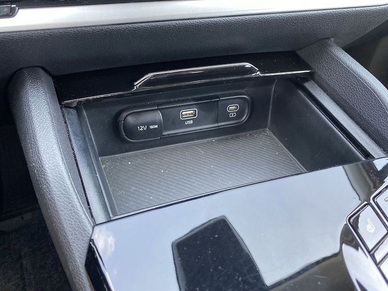 Kia Sportage (2024) 1.6 T-GDI 4x4 Exclusive - fotka 23 z 33