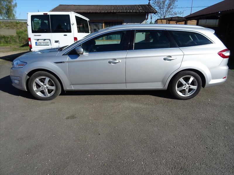 Ford Mondeo 2,0 TDI 103 kW - fotka 6 z 28
