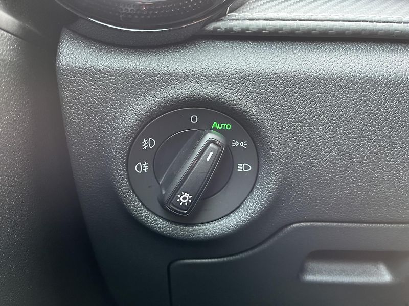 Škoda Fabia MONTE CARLO 1.0TS A7F - fotka 16 z 22