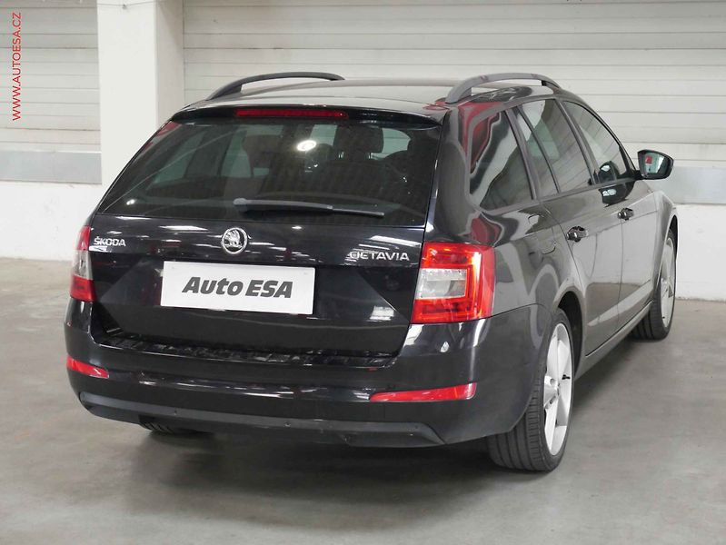 Škoda Octavia (2016) 1.4 TSi, 2.maj, AC, bixen - fotka 6 z 19
