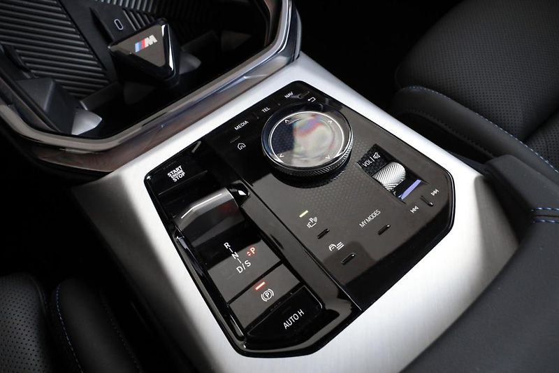 BMW X3 xDrive20d - fotka 10 z 24