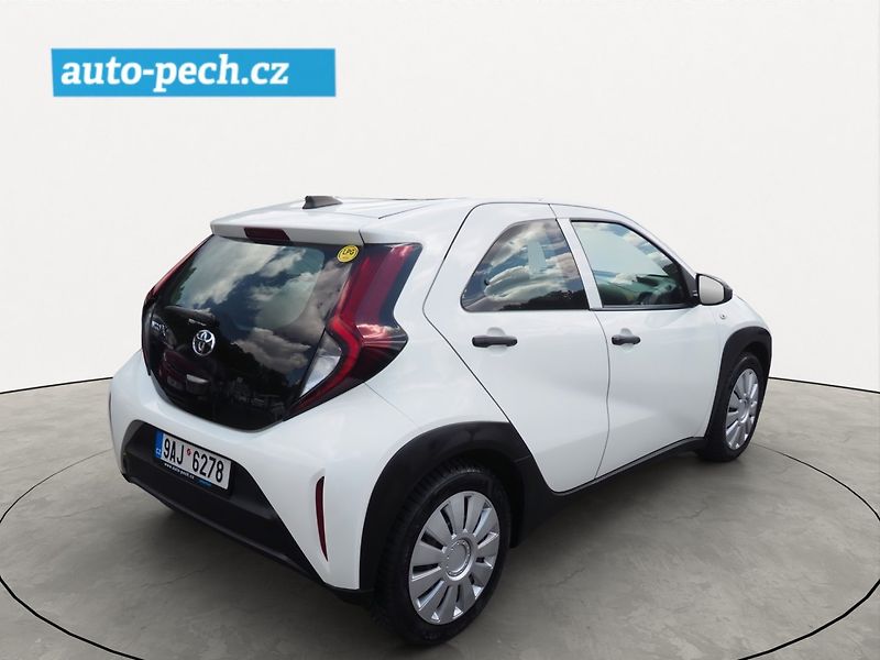 Toyota Aygo (2022) X 1.0 VVTI - fotka 4 z 30