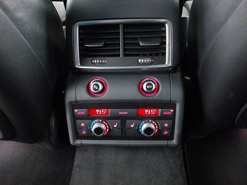 Audi Q7 (2011) 3.0 TDI, 4X4, Automat - fotka 23 z 32